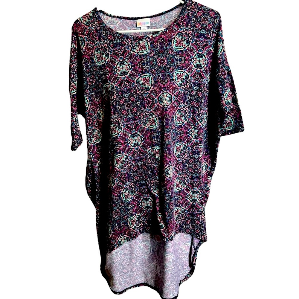 LuLaRoe Woman’s High Low T-Shirt Sz S